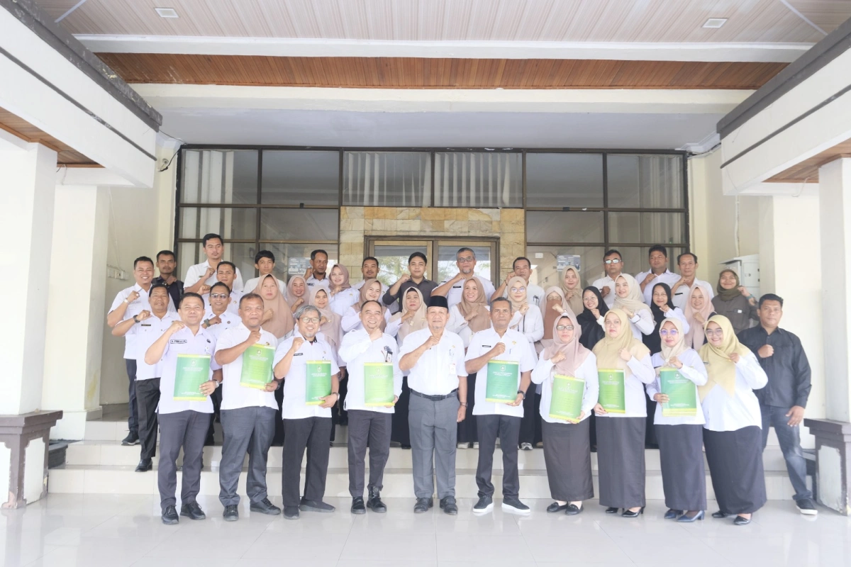 Memperkuat Komitmen dan Etika: Penandatanganan Pakta Integritas ASN Dinas Perkebunan Kabupaten Bengkalis